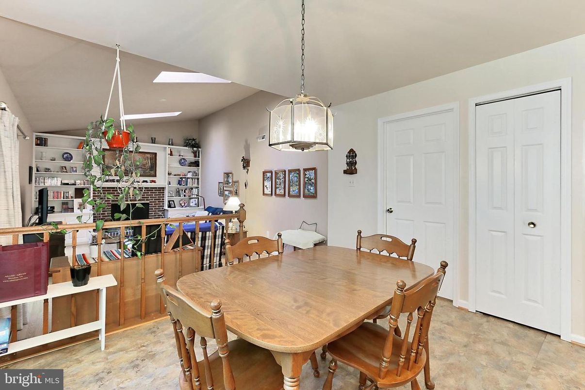 Dining room, Interior, Pendant Lights
