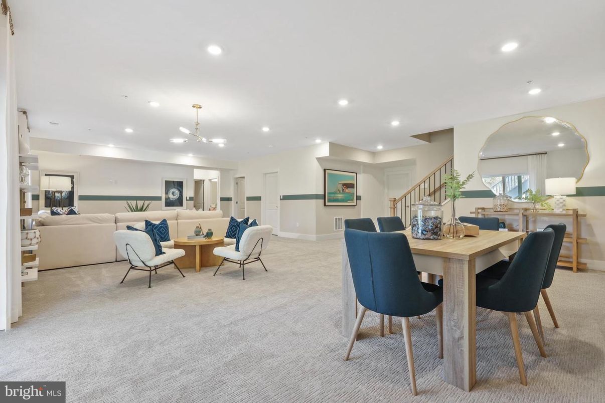 Dining room, Interior, Living room, Pendant Lights, Recessed Lighting