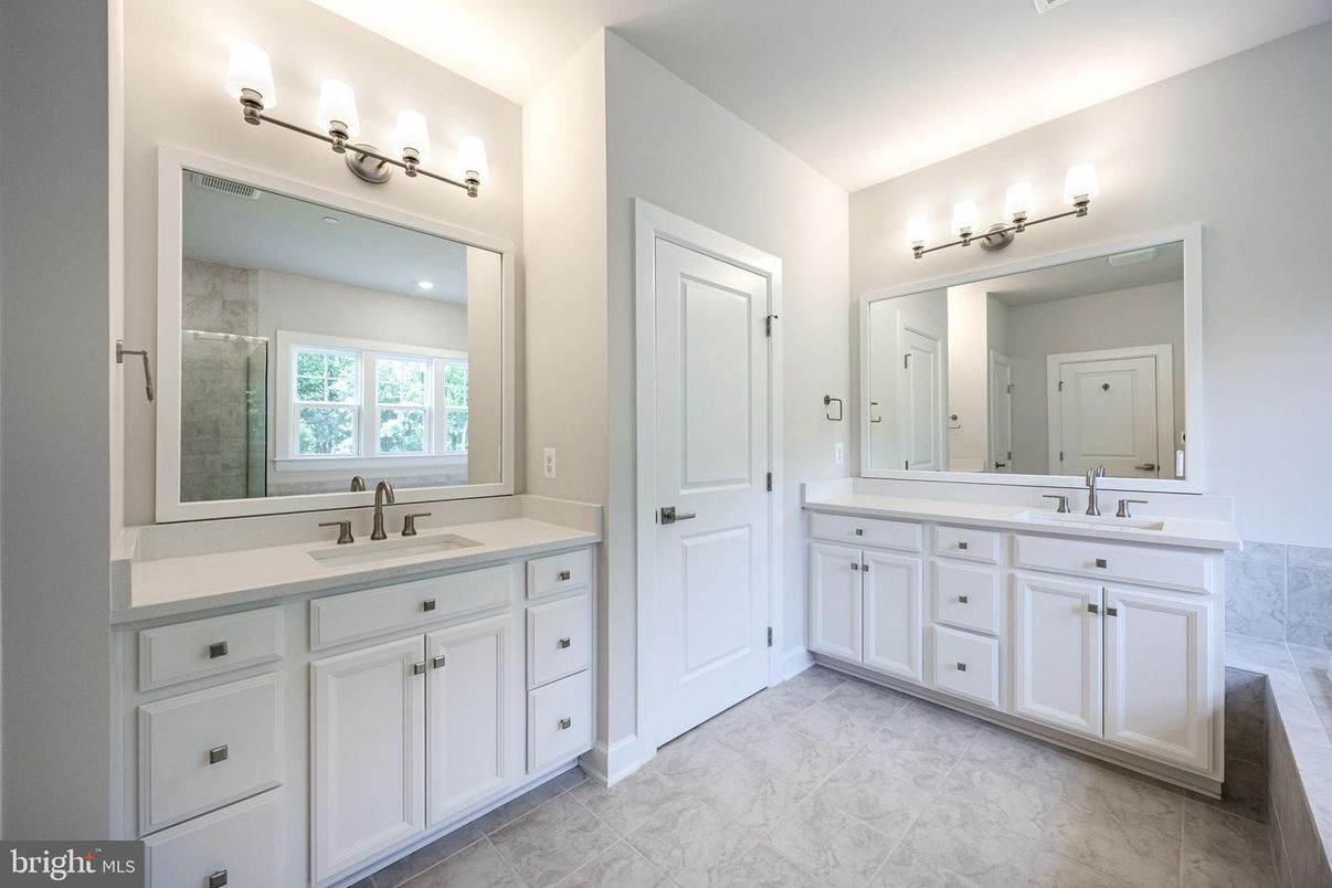 Bathroom, Dual Sink Vanities, Interior, Marble