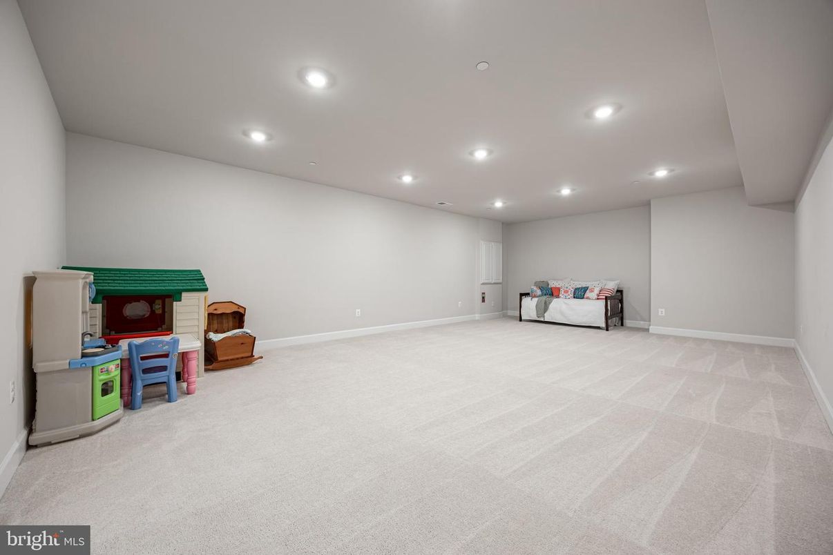Interior, Recessed Lighting