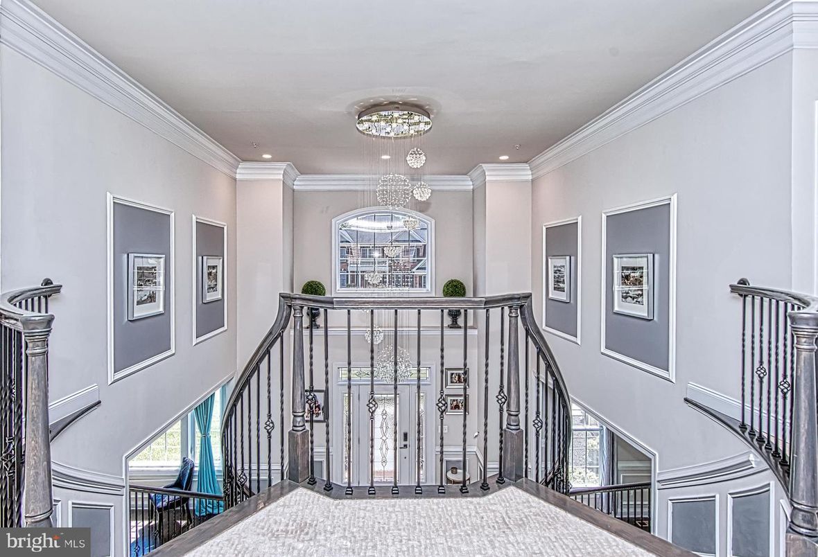 Chandelier, Interior, Recessed Lighting