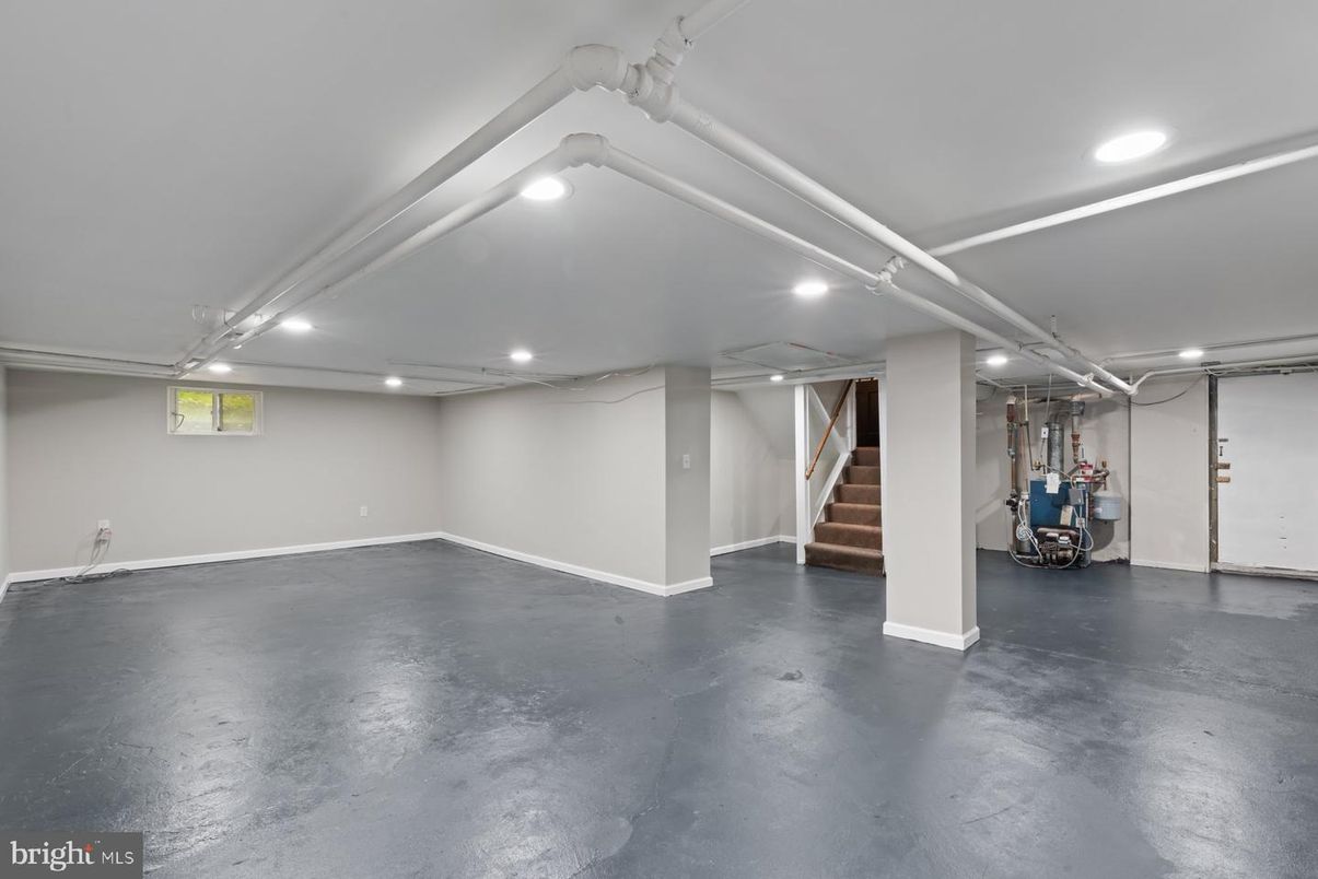 Interior, Recessed Lighting