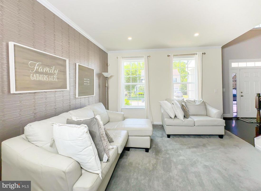 Interior, Living room, Recessed Lighting