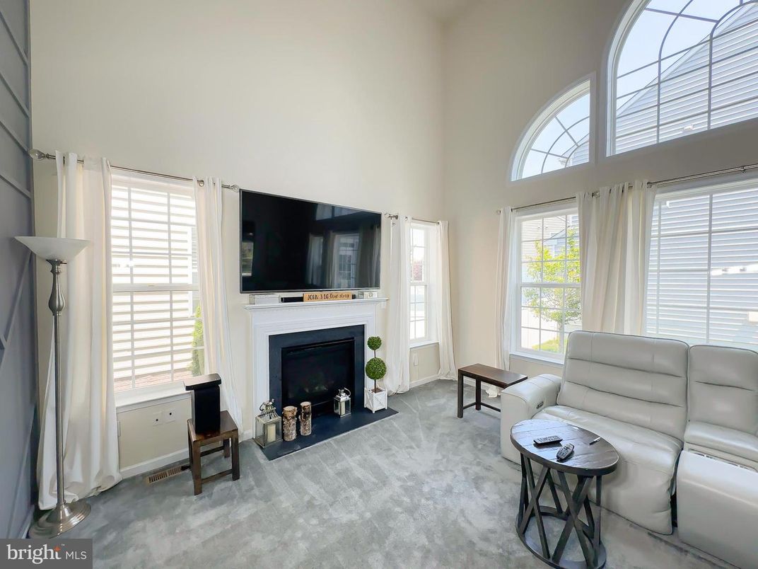 Fireplace, Interior, Living room