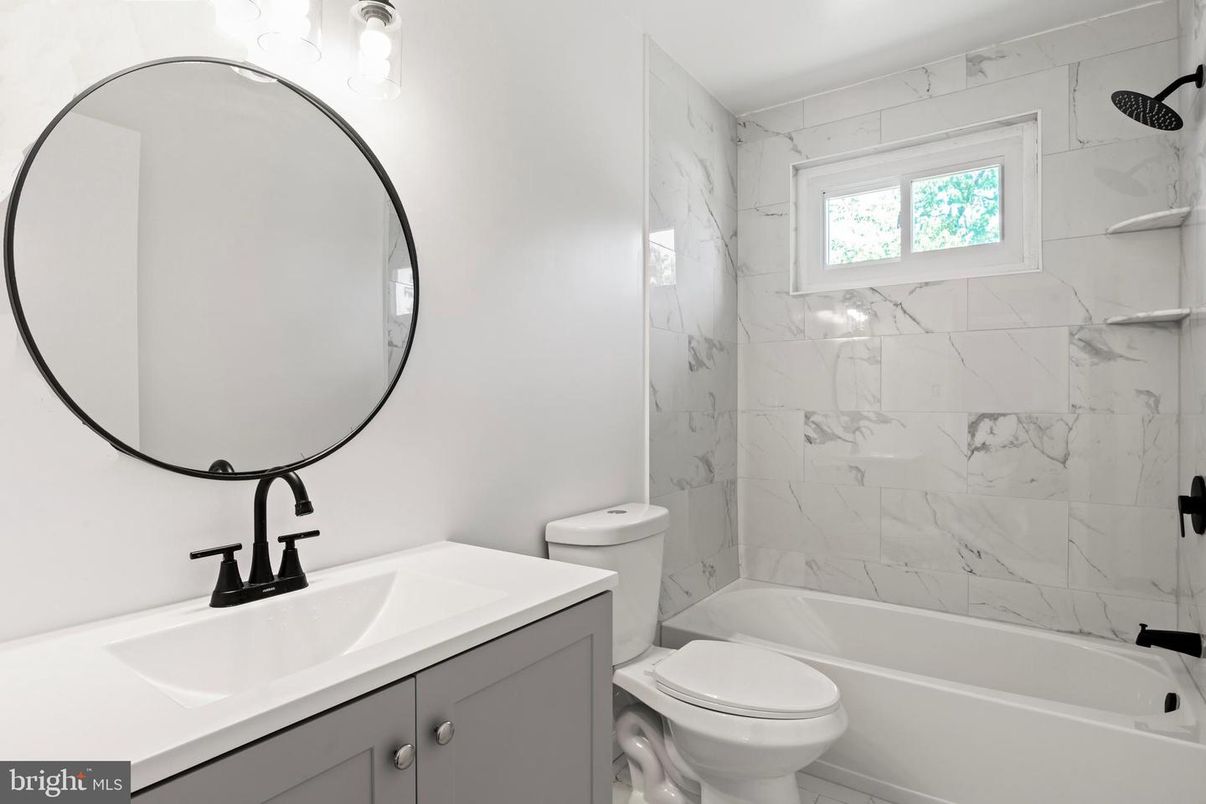 Bathroom, Interior, Marble Walls