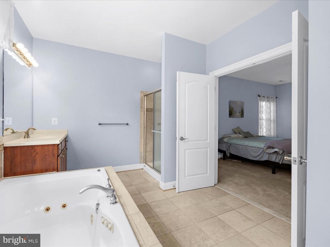 Bathroom, Bedroom, Interior