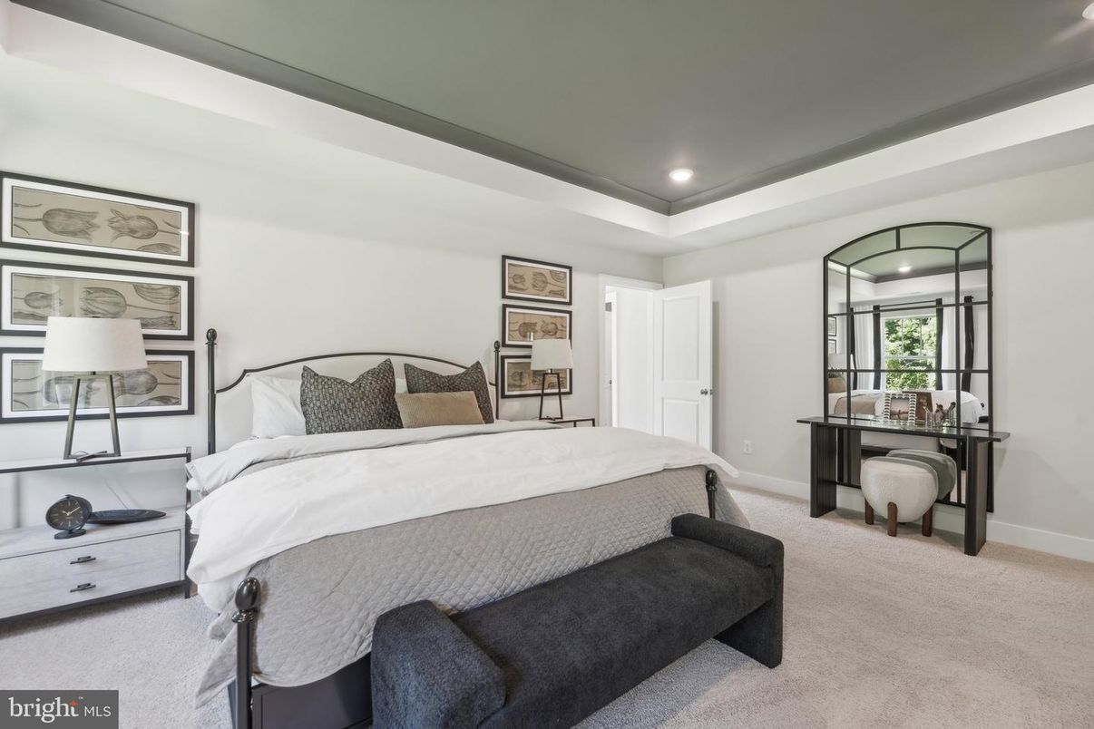 Bedroom, Interior, Recessed Lighting