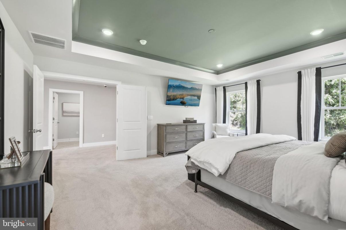 Bedroom, Interior, Recessed Lighting