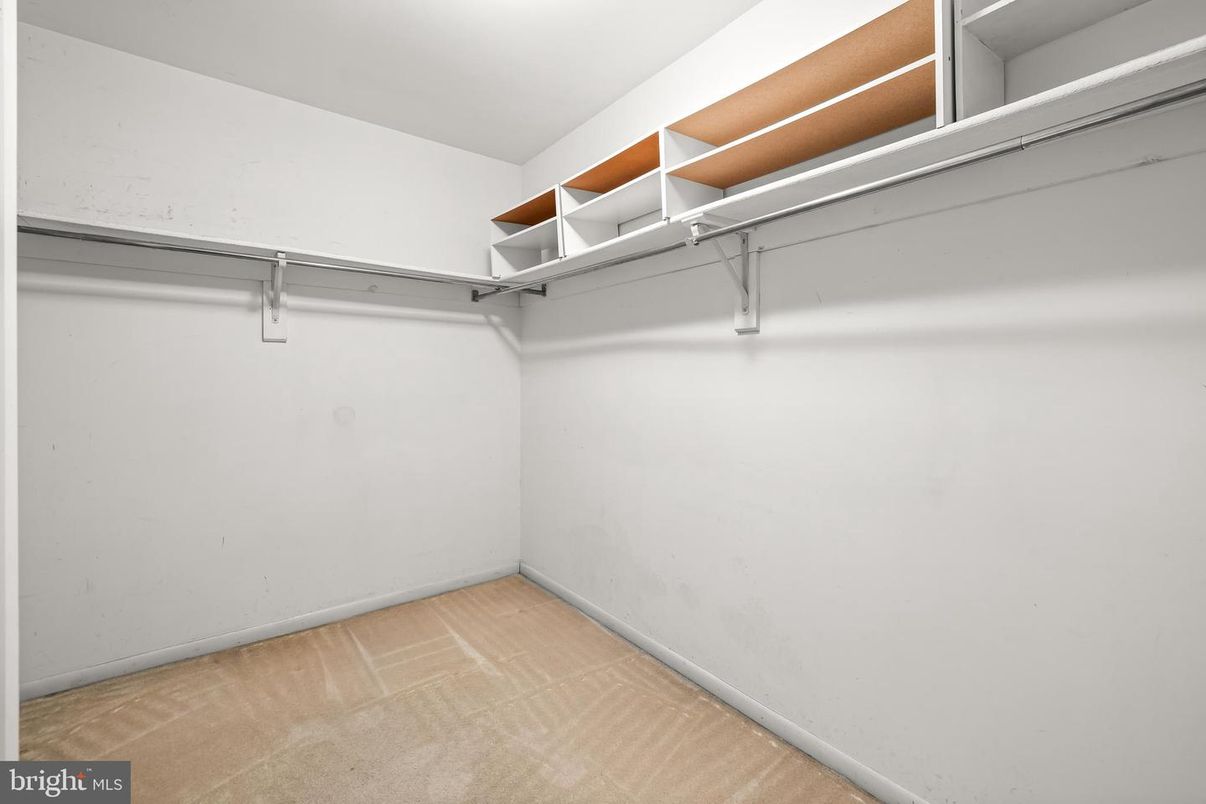 Interior, Walk-in Closets