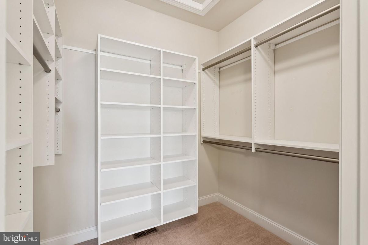 Interior, Walk-in Closets