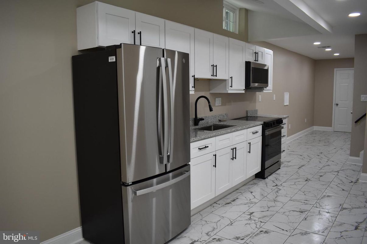 Interior, Kitchen, Marble, Recessed Lighting