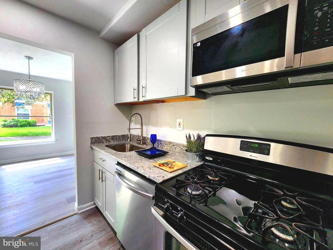 Interior, Kitchen, Pendant Lights, Stainless Steel Appliances, Wood Texture Flooring