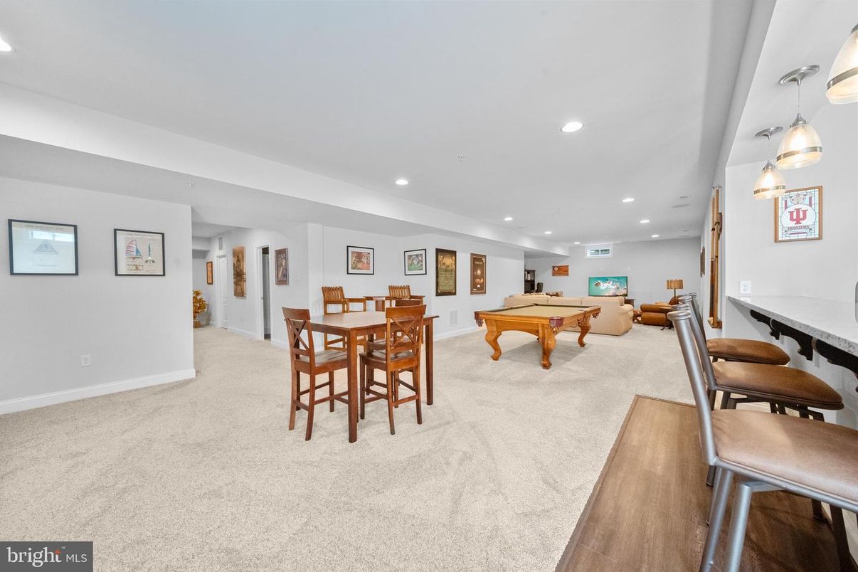 Billiard Table, Dining room, Game Room, Interior, Pendant Lights, Recessed Lighting