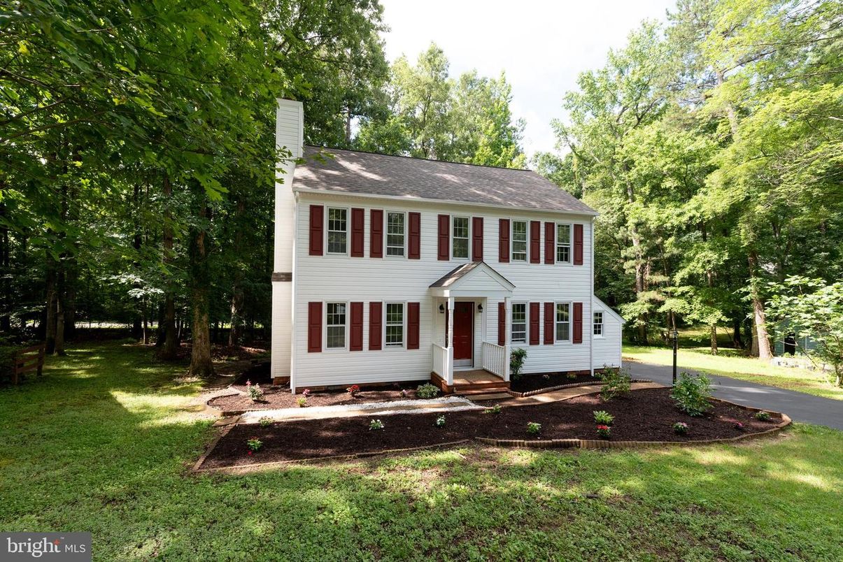 Exterior, Facade, Georgian