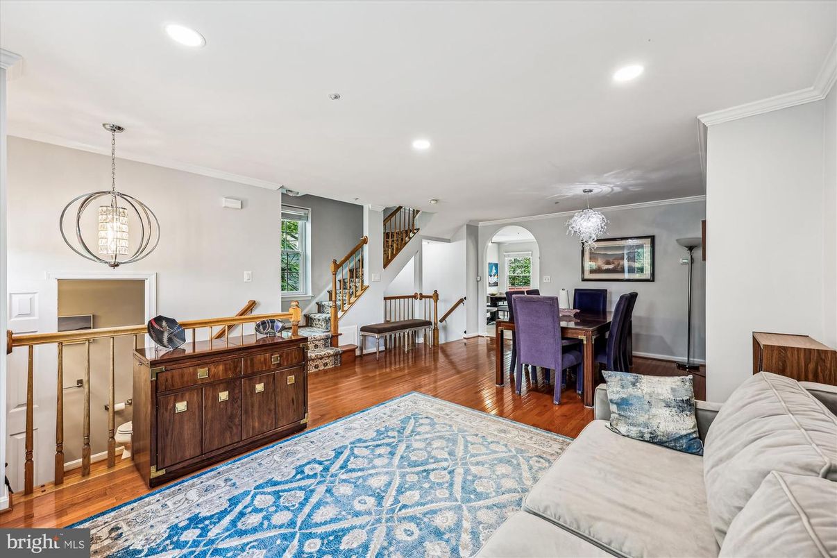 Chandelier, Dining room, Interior, Living room, Pendant Lights, Recessed Lighting, Wood Texture Flooring