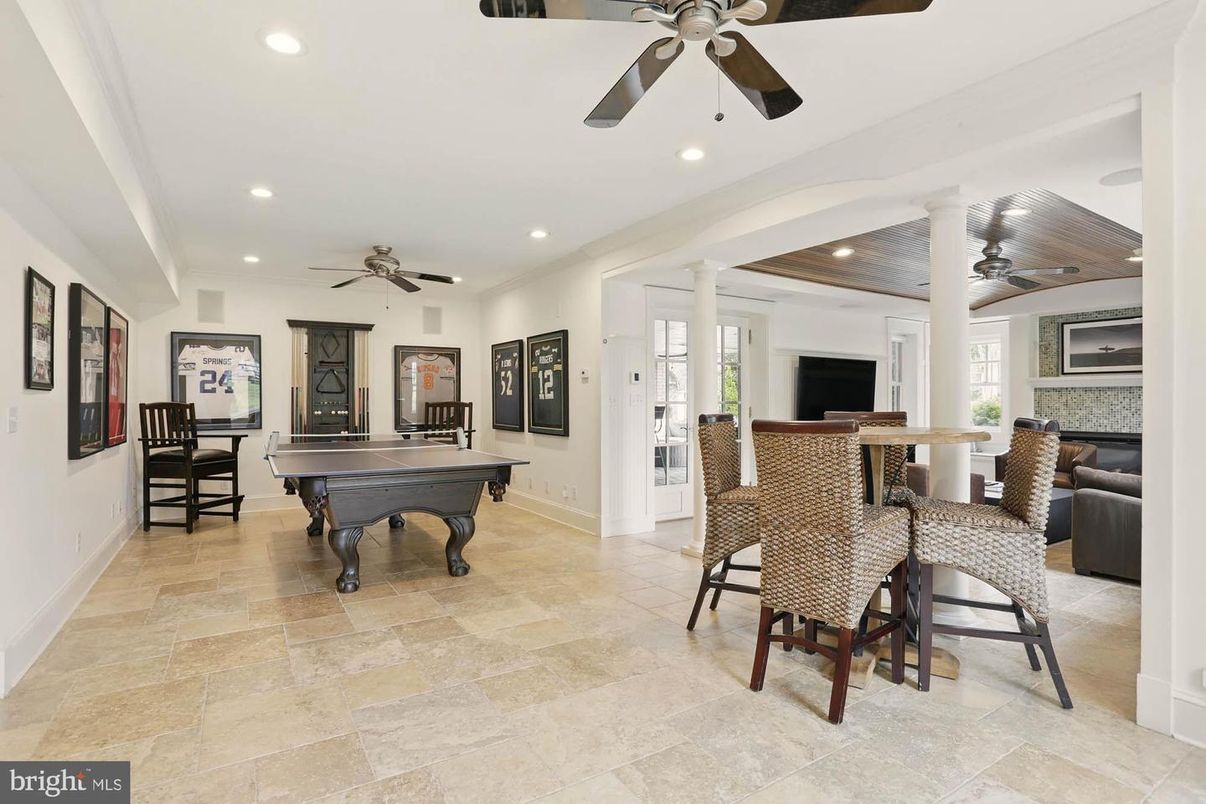 Billiard Table, Dining room, Game Room, Interior, Recessed Lighting
