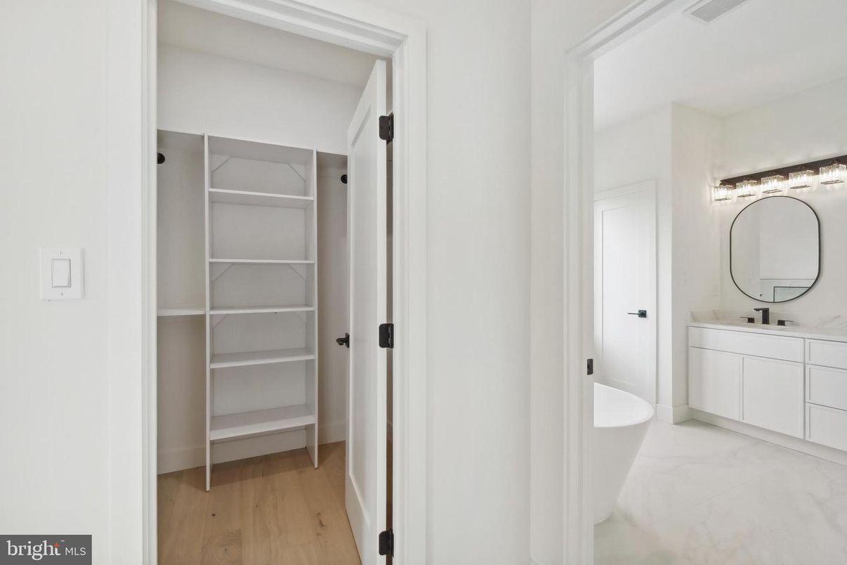 Bathroom, Interior, Marble, Walk-in Closets, Wood Texture Flooring