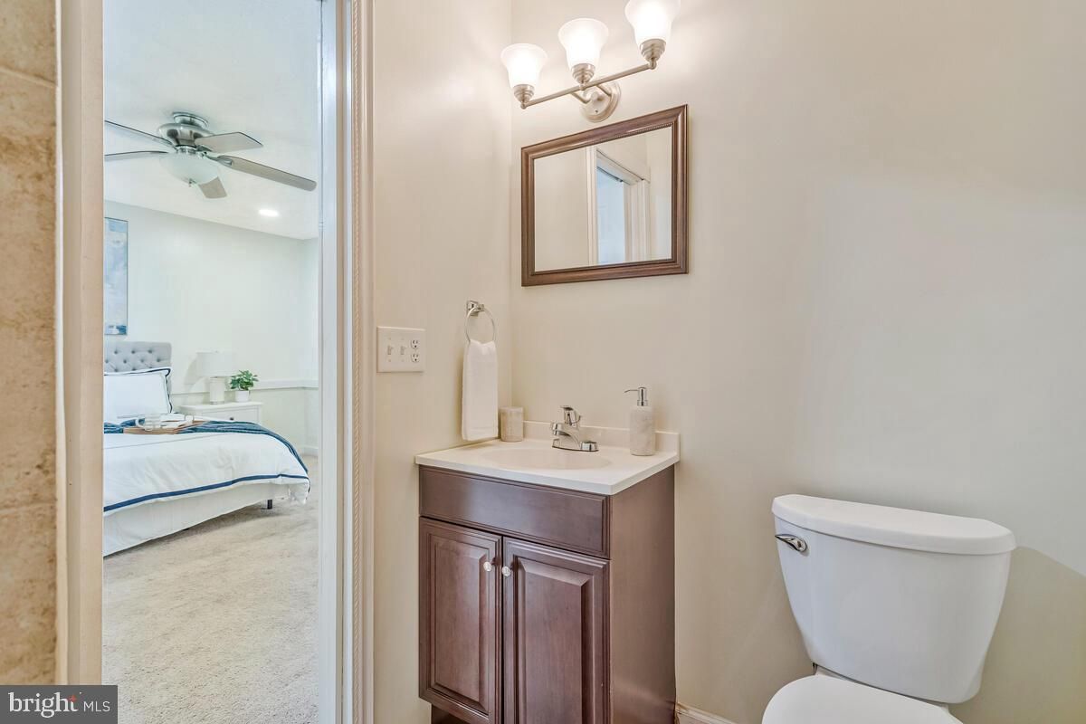Bathroom, Bedroom, Interior, Recessed Lighting