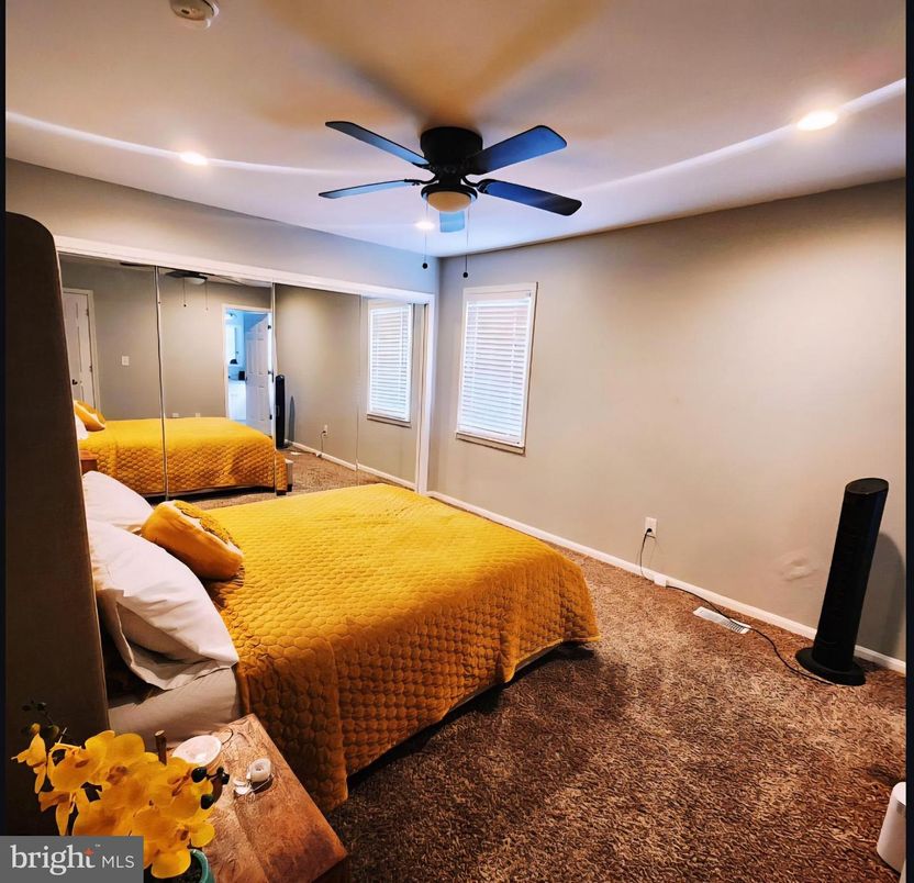 Bedroom, Interior, Recessed Lighting