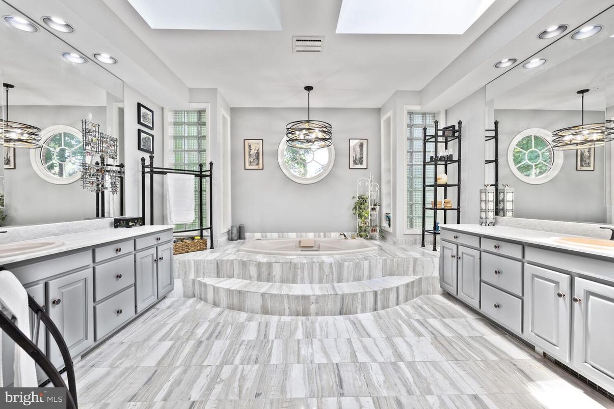 Bathroom, Dual Sink Vanities, Interior, Marble, Pendant Lights, Recessed Lighting