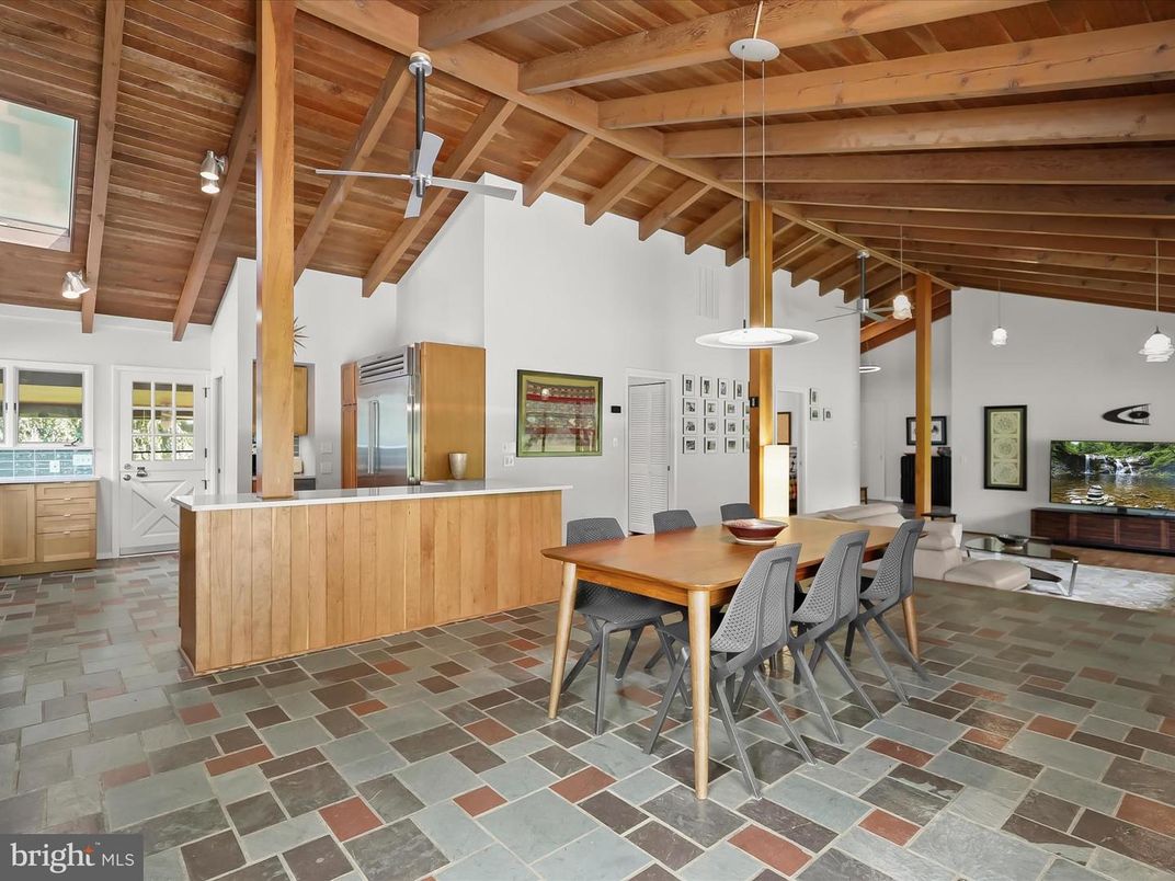 Dining room, Interior, Kitchen, Pendant Lights, Wooden Beams, Wooden Ceilings