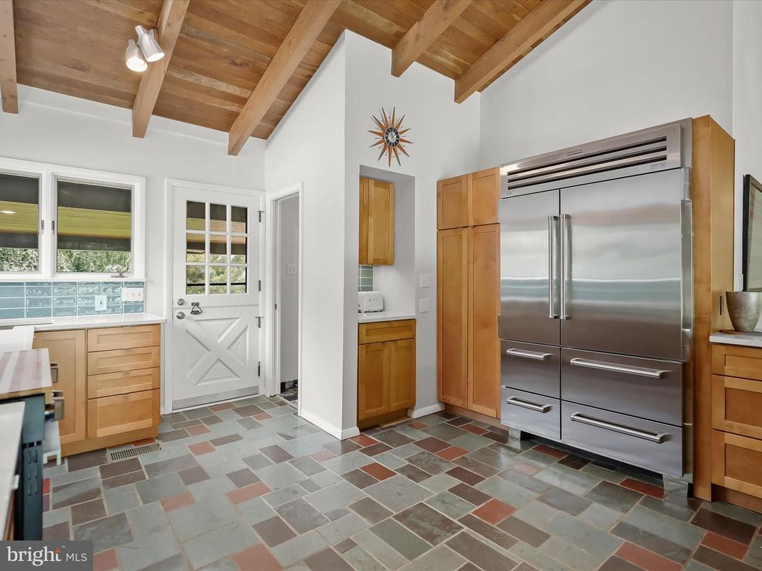 Interior, Kitchen, Stainless Steel Appliances, Wooden Beams, Wooden Ceilings