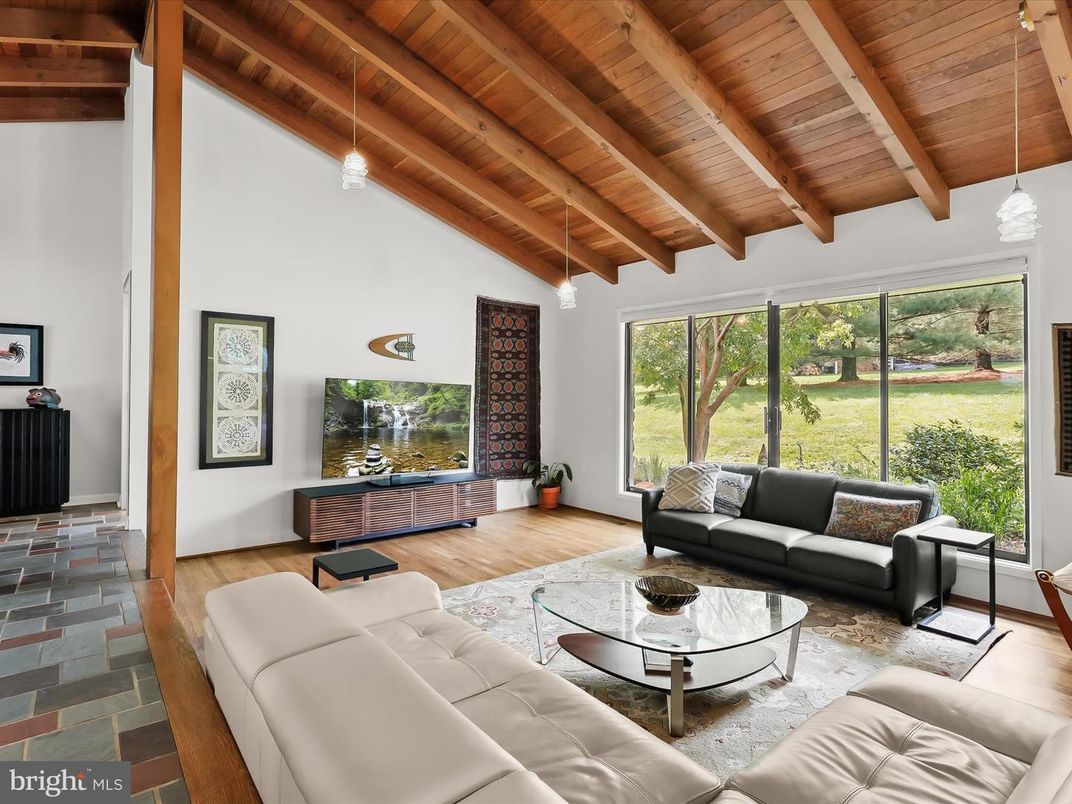 Interior, Living room, Pendant Lights, Wooden Beams, Wooden Ceilings, Wood Texture Flooring
