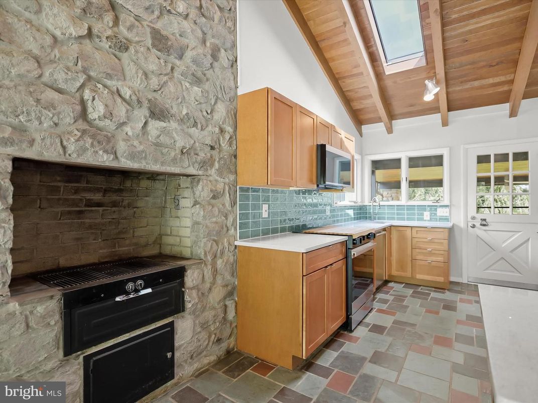 Interior, Kitchen, Stone Walls, Wooden Beams, Wooden Ceilings
