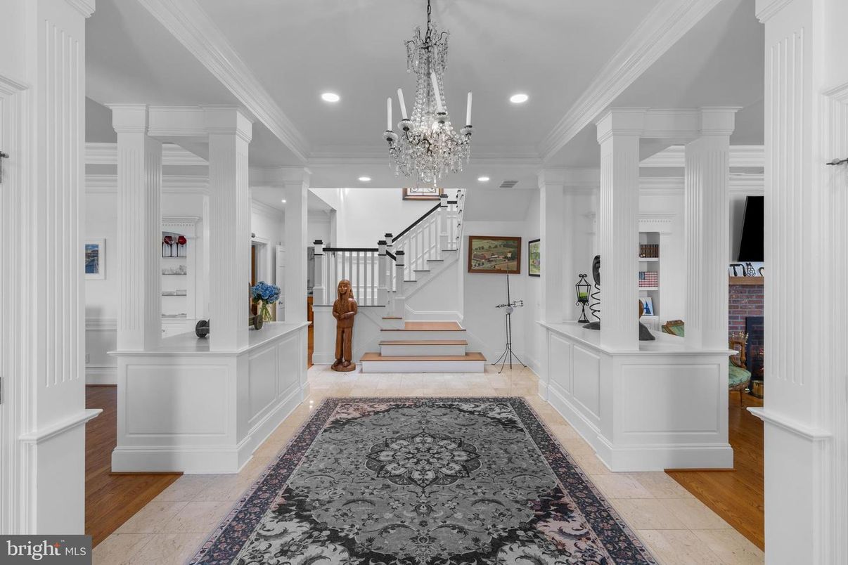 Chandelier, Interior, Recessed Lighting, Wood Texture Flooring