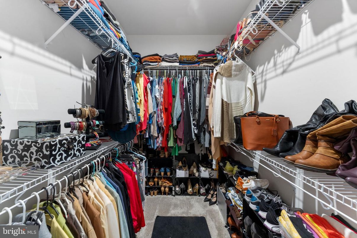 Interior, Walk-in Closets