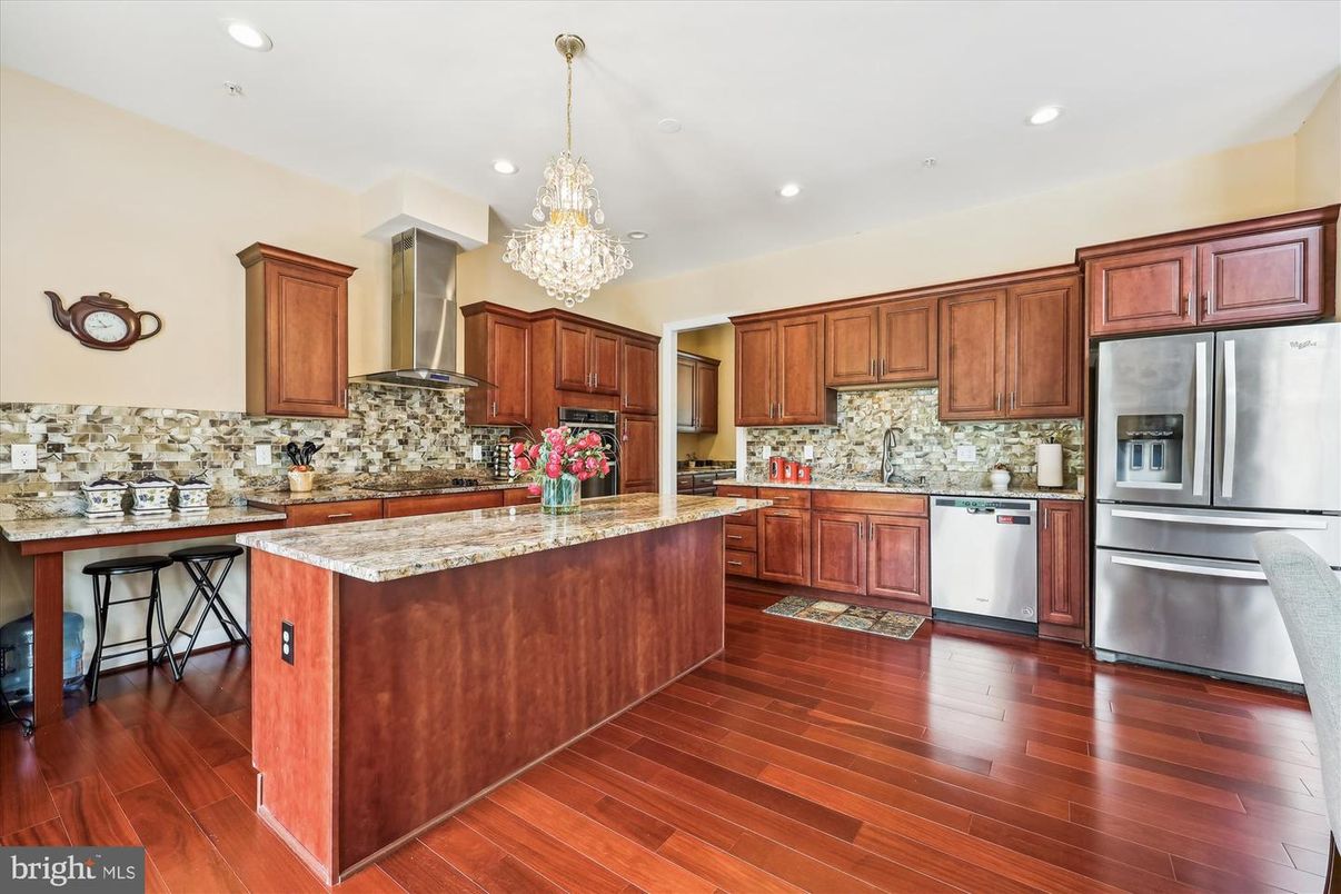 Chandelier, Interior, Kitchen, Recessed Lighting, Stainless Steel Appliances, Wood Texture Flooring