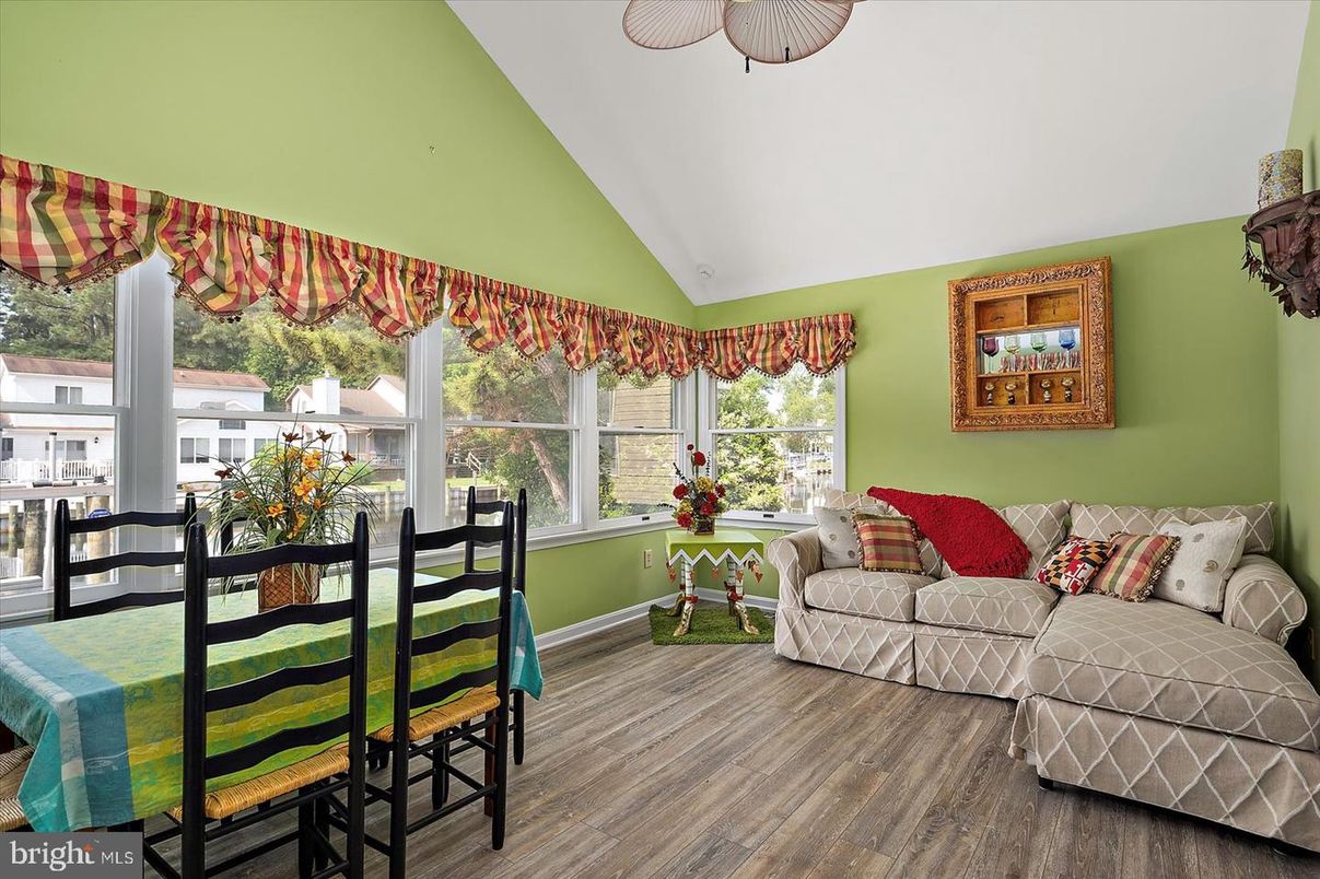 Dining room, Interior, Wood Texture Flooring