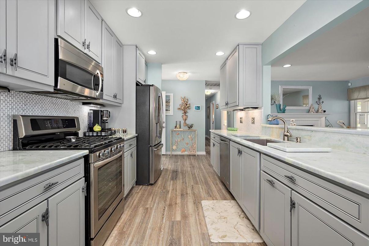 Interior, Kitchen, Recessed Lighting, Stainless Steel Appliances, Wood Texture Flooring