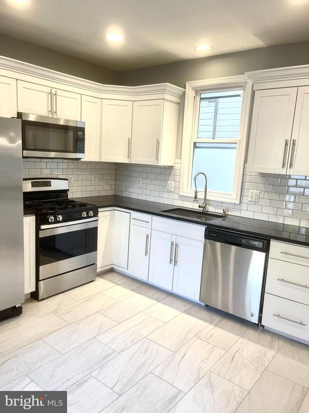 Interior, Kitchen, Marble, Recessed Lighting, Stainless Steel Appliances