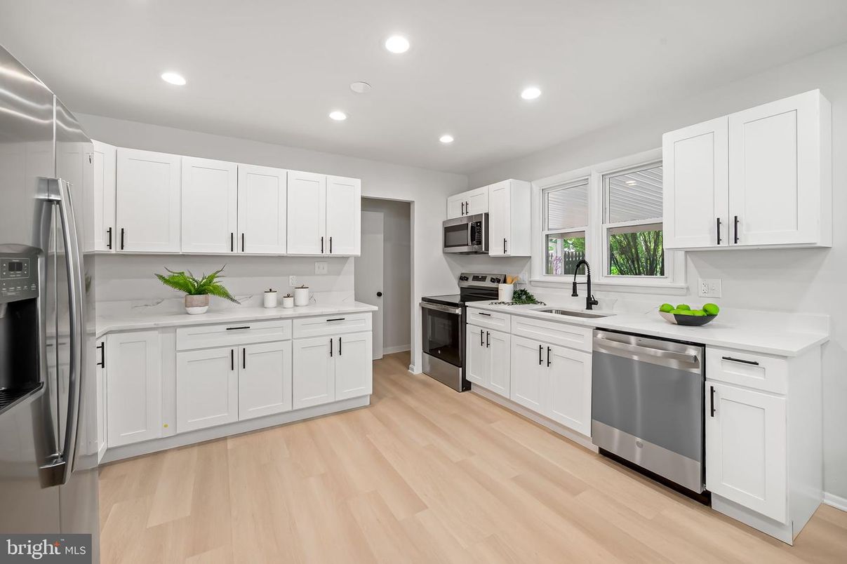 Interior, Kitchen, Recessed Lighting, Stainless Steel Appliances, Wood Texture Flooring