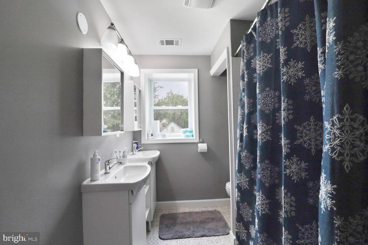 Bathroom, Interior