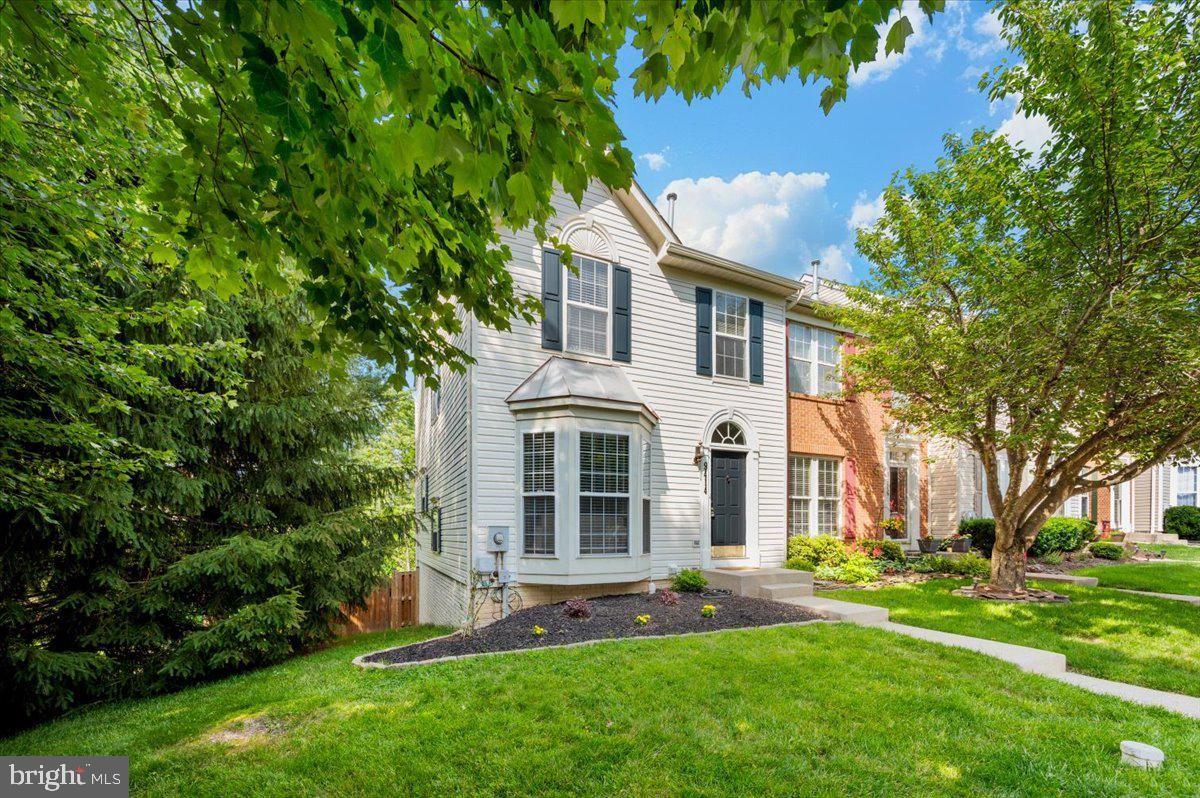 Backyard, Exterior, Facade, Georgian