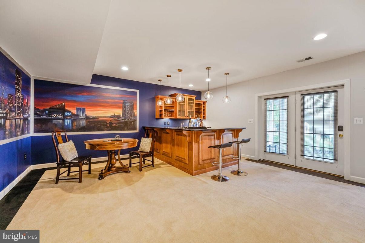 Dining room, Interior, Pendant Lights, Recessed Lighting