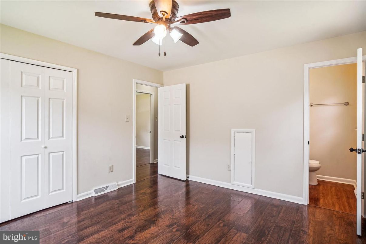 Bathroom, Empty room, Interior, Wood Texture Flooring