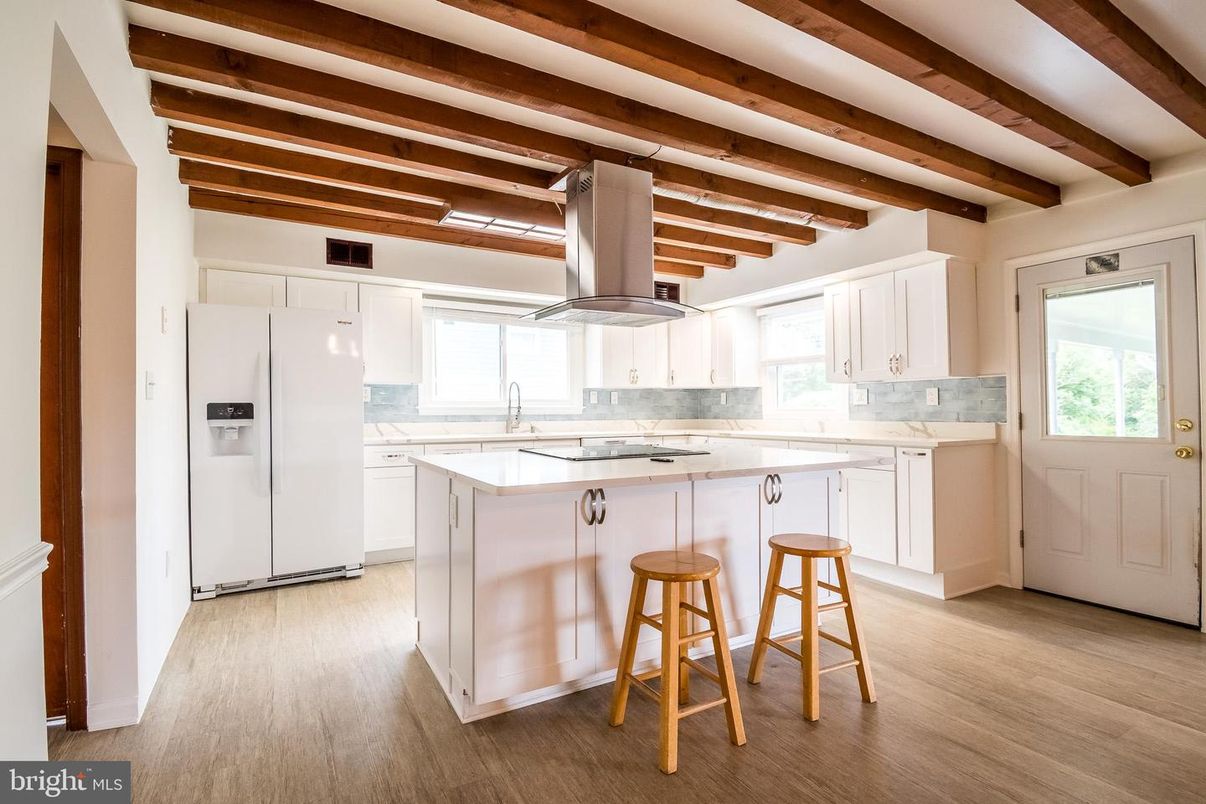 Interior, Kitchen, Pendant Lights, Wooden Beams, Wood Texture Flooring