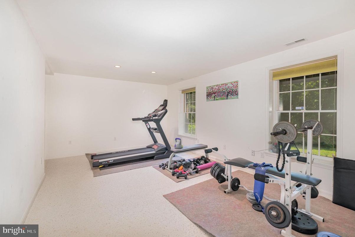 Fitness Equipment, Interior, Recessed Lighting