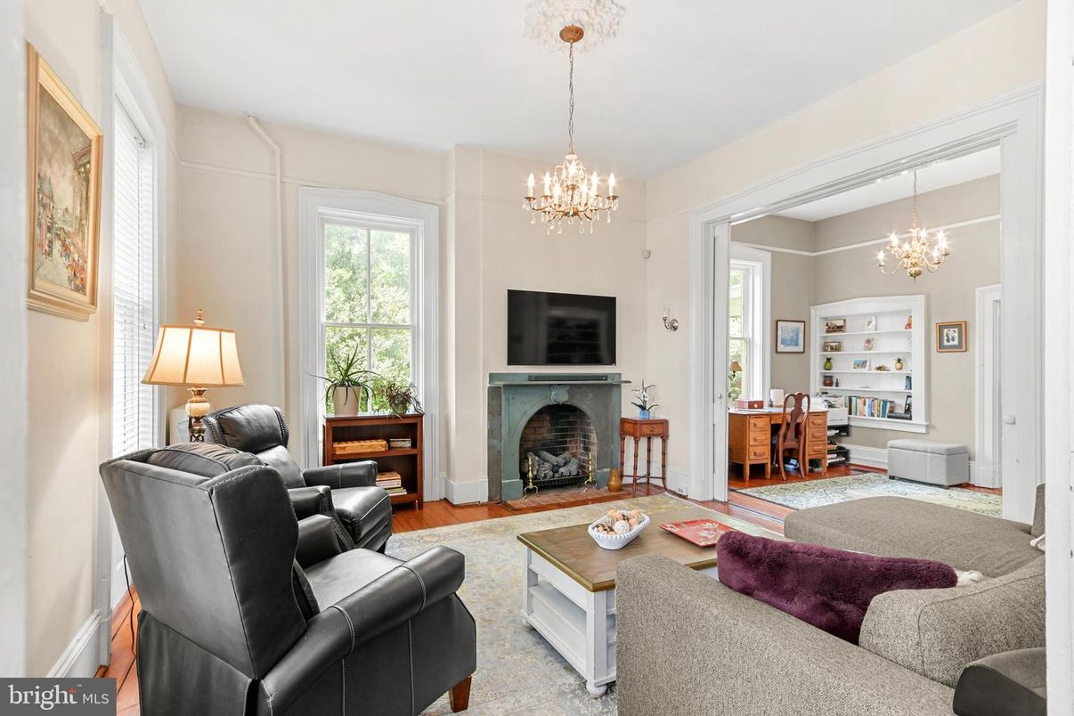 Chandelier, Fireplace, Interior, Living room