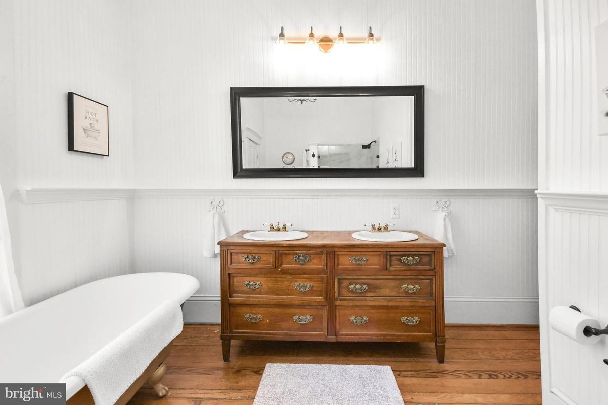 Bathroom, Interior, Wood Texture Flooring