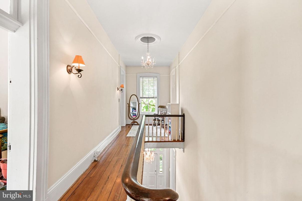 Chandelier, Interior, Wood Texture Flooring