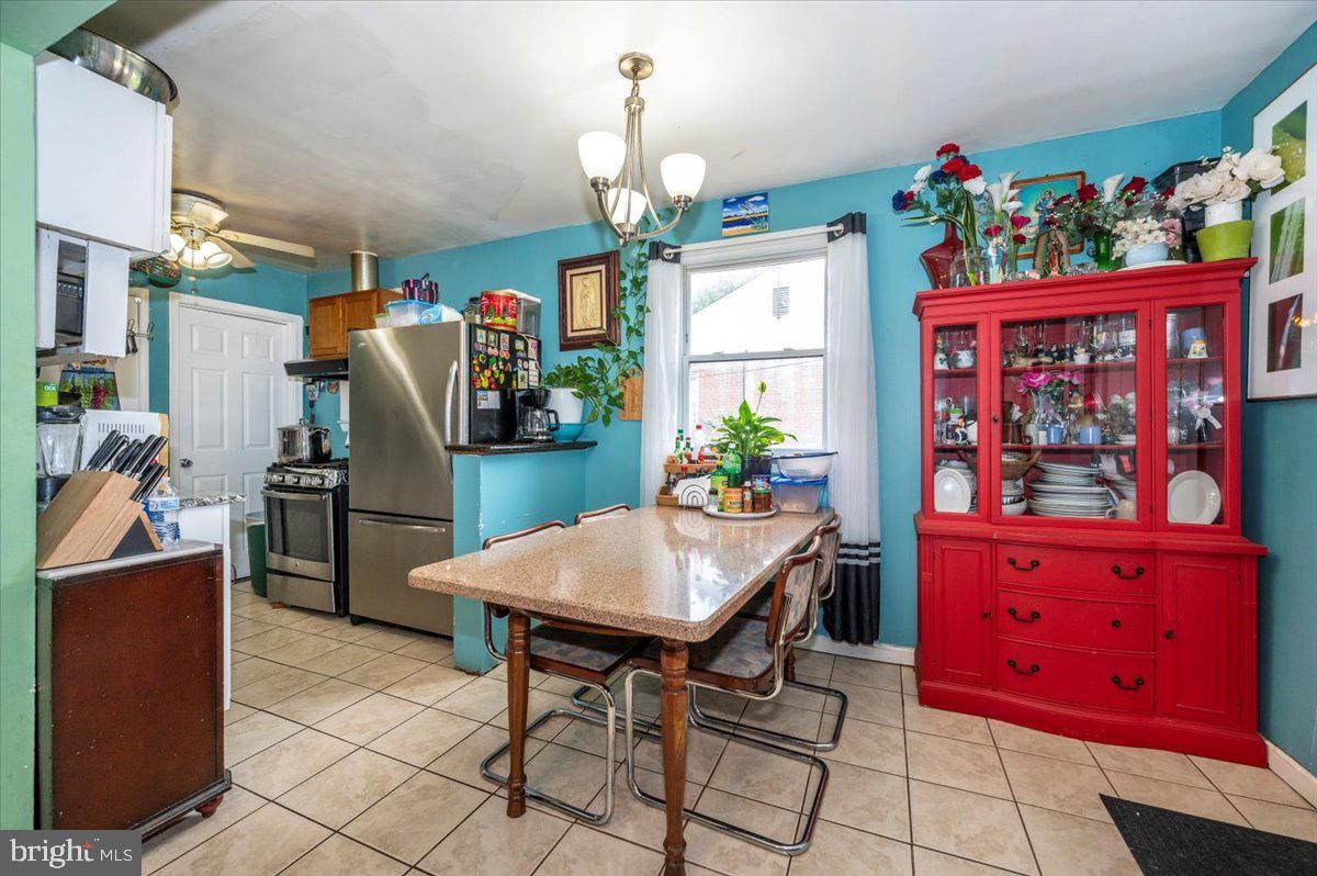 Dining room, Interior, Kitchen, Pendant Lights