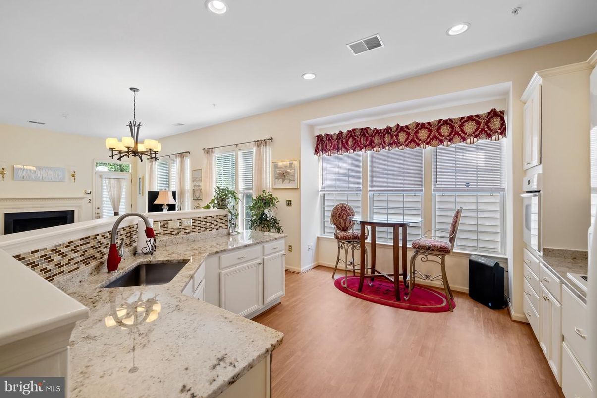Chandelier, Dining room, Interior, Kitchen, Recessed Lighting, Wood Texture Flooring