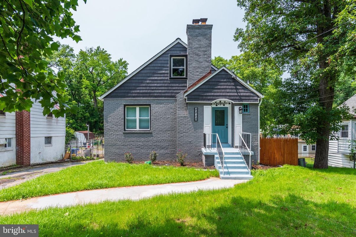 Exterior, Facade, Brick Facade, Tudor Revival