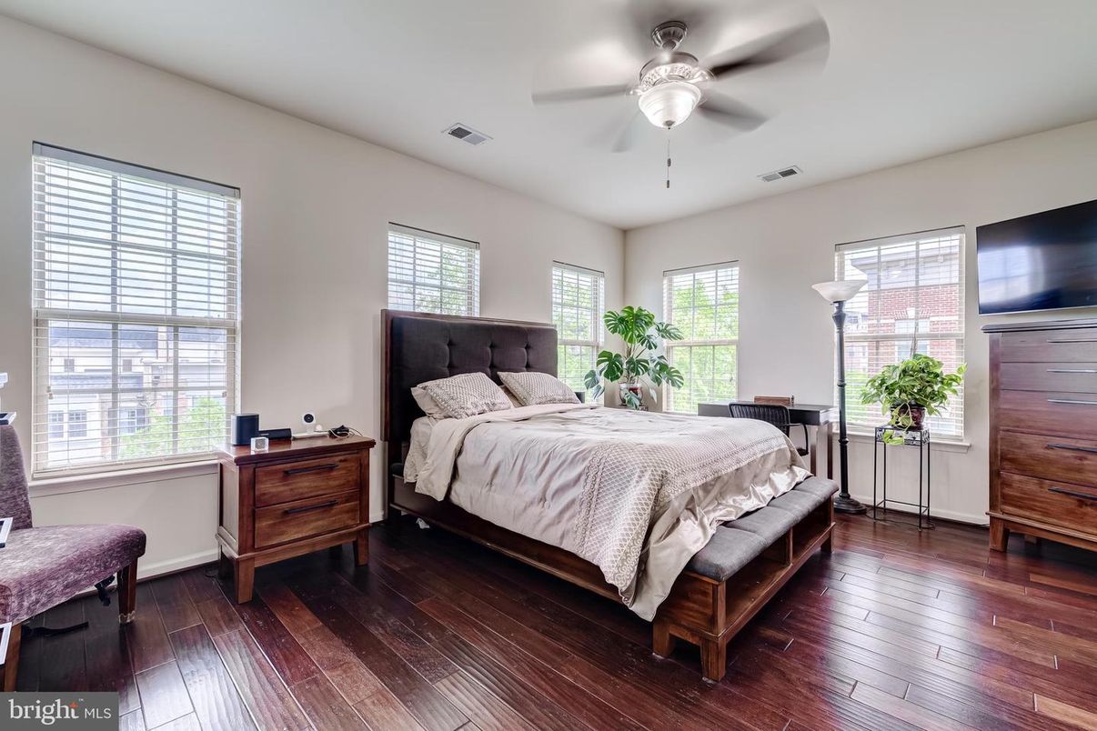 Bedroom, Interior, Wood Texture Flooring