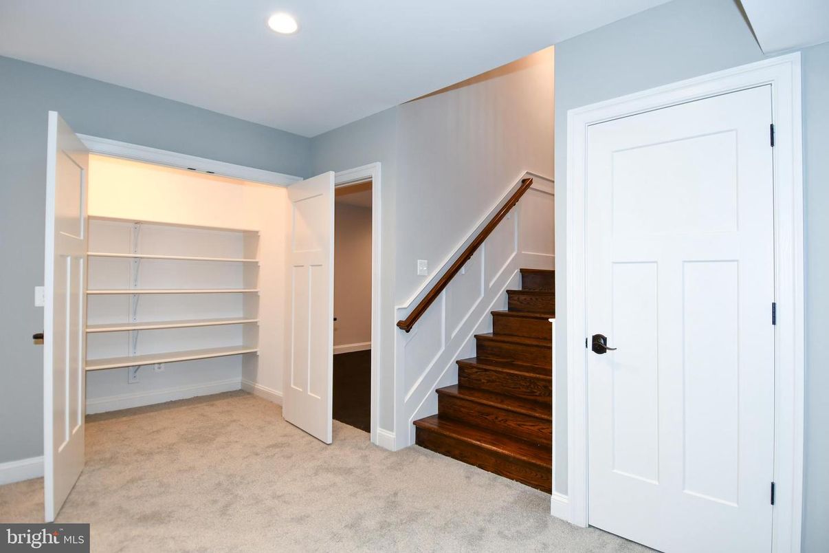 Interior, Recessed Lighting