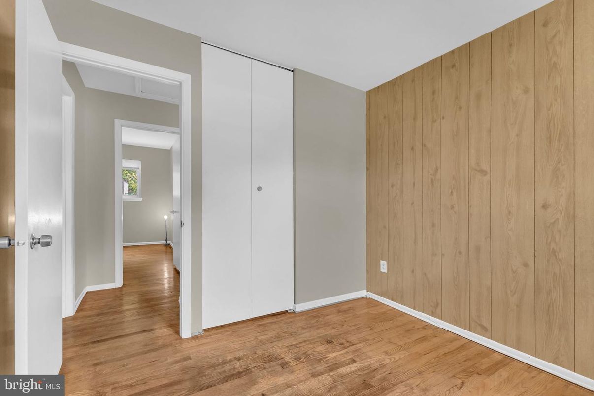 Empty room, Interior, Wood Texture Flooring, Wooden Walls